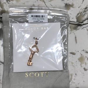 KENDRA SCOTT KEY CHARM